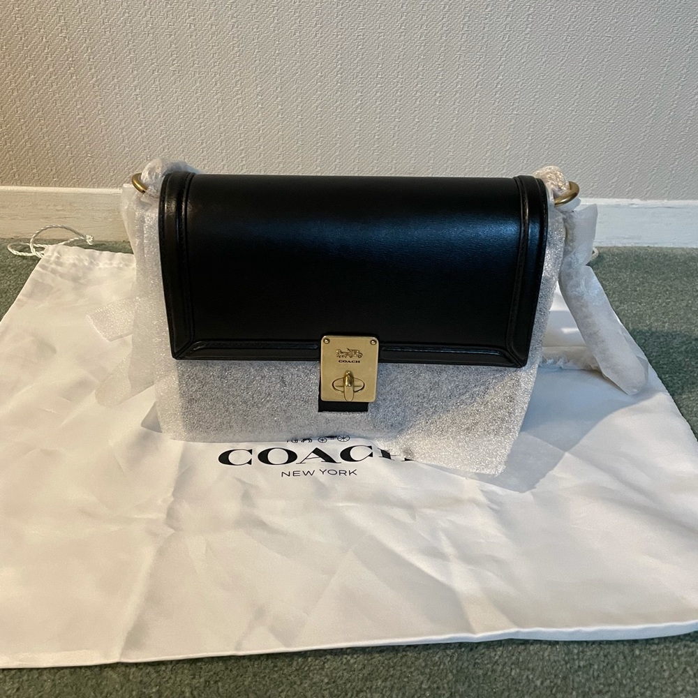 Coach Hutton shoulder bag
